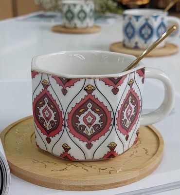 Чашка с блюдцем и ложкой Olens "Падишах", 250мл, красная O8030-239 O8030-239-R фото